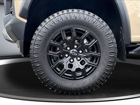 Used 2023 Chevrolet Colorado Trail Boss image 34