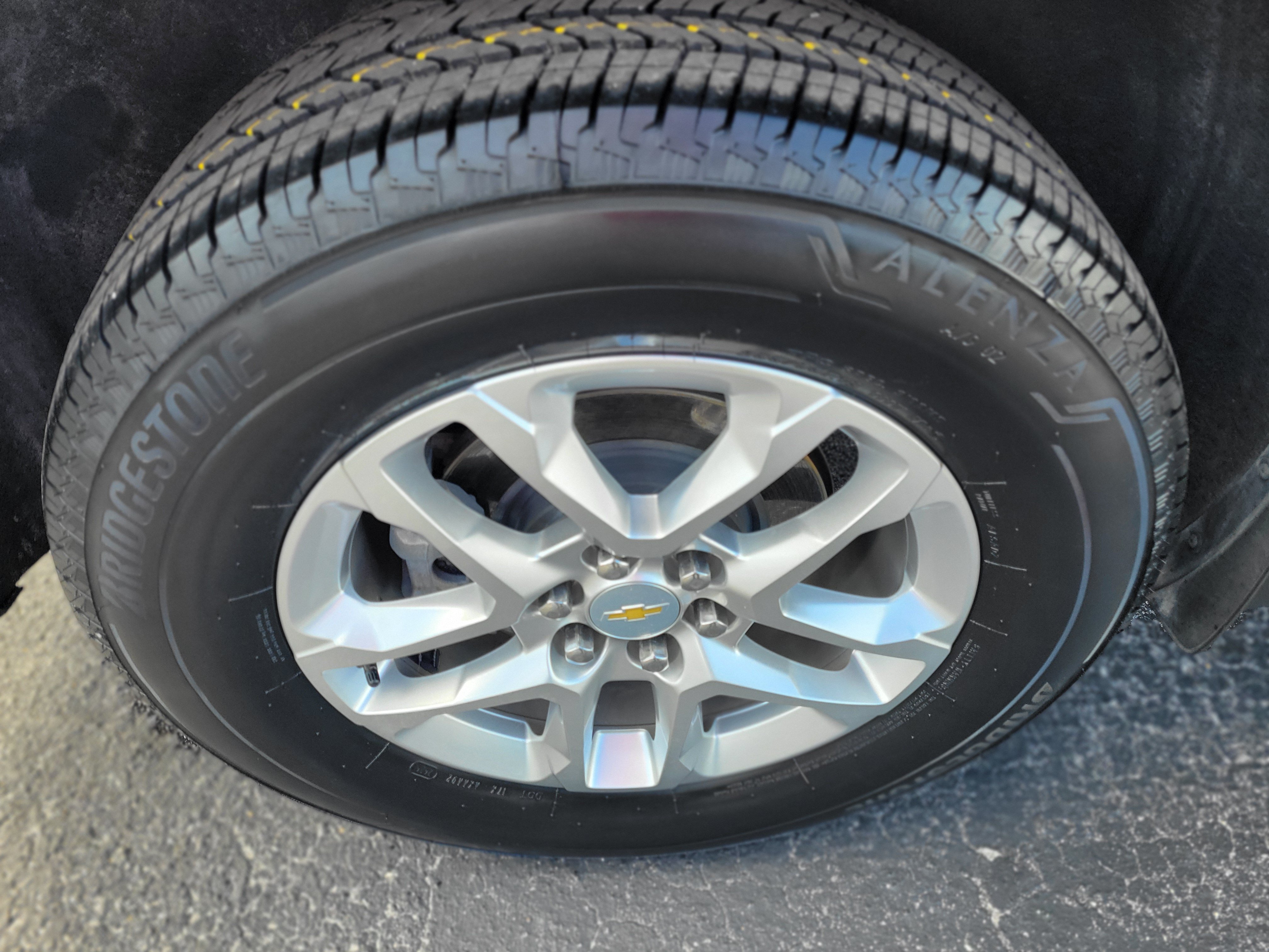 Certified 2023 Chevrolet Traverse LS FWD image 37