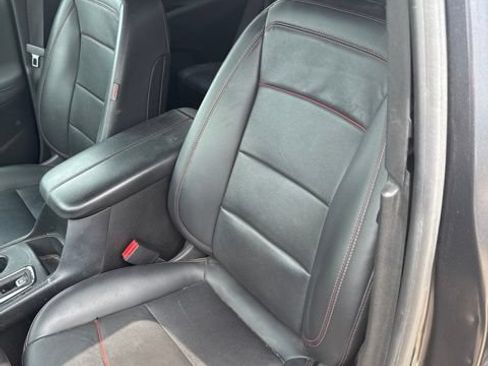 Used 2022 Chevrolet Equinox RS w/ RS Leather Package AWD/4WD image 24