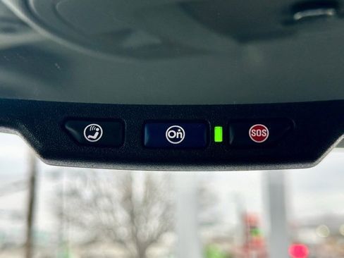 Used 2020 Chevrolet Suburban Premier image 40