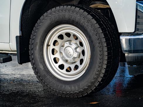 Used 2020 Chevrolet Silverado 1500 W/T w/ WT Value Package image 7