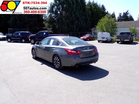 Used 2017 Nissan Altima 2.5 SL image 3