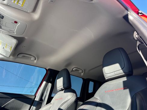 Used 2020 Jeep Renegade Trailhawk w/ Premium Leather Group image 25