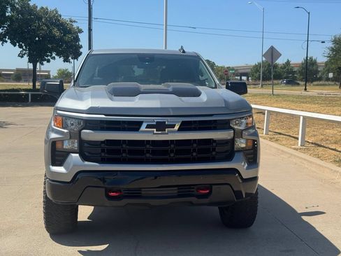 Used 2024 Chevrolet Silverado 1500 Custom Trail Boss AWD/4WD image 2
