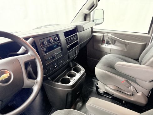 Used 2024 Chevrolet Express 2500 CARGO w/ Driver Convenience Package image 16