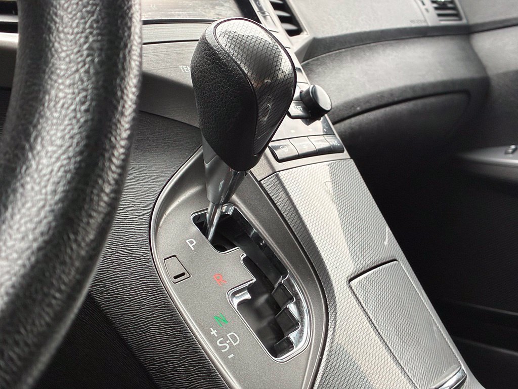Used 2014 Toyota Venza LE AWD/4WD image 19