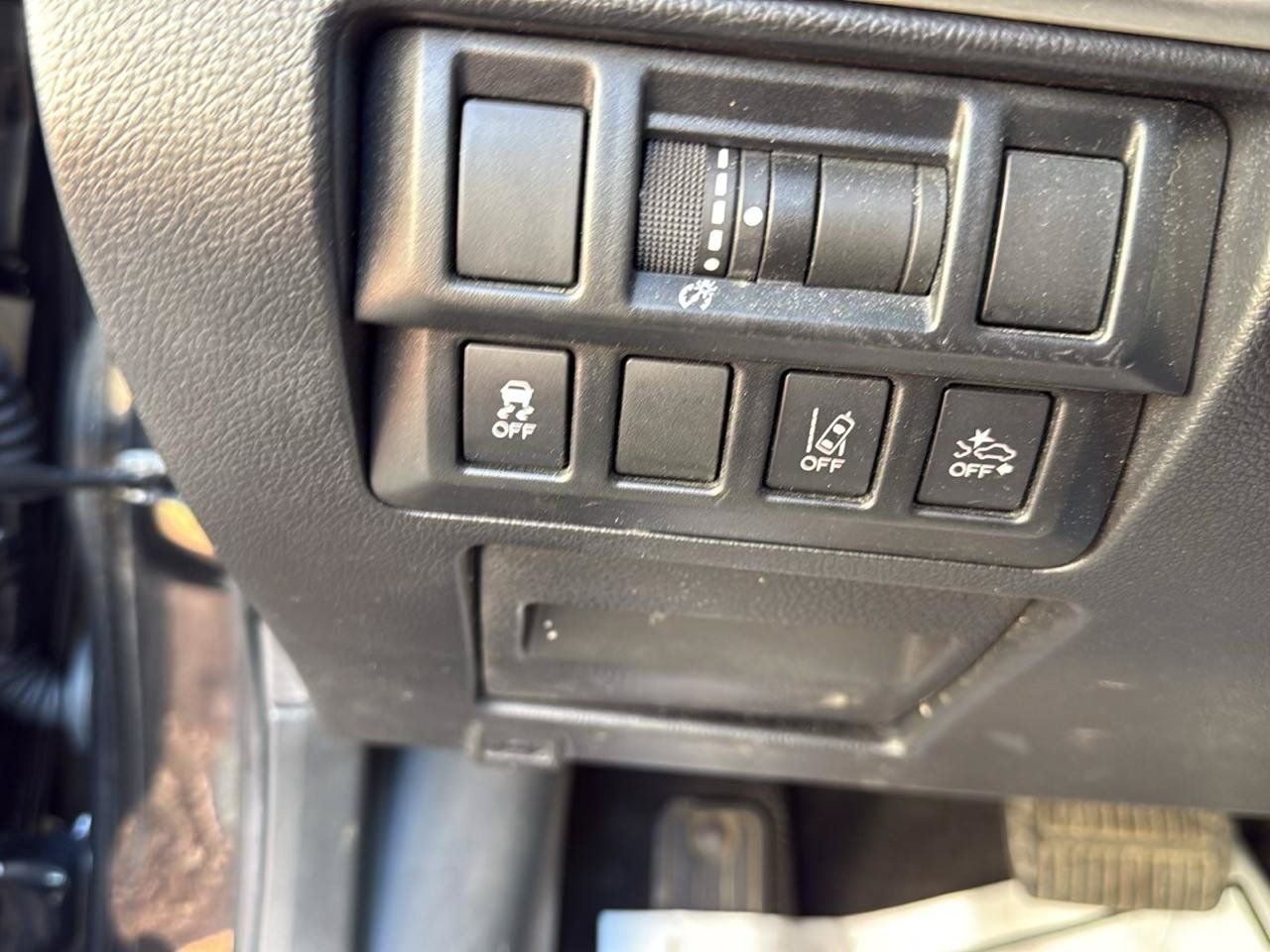 Used 2019 Subaru Outback 2.5i Premium AWD/4WD image 25