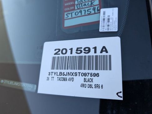 Used 2025 Toyota Tacoma SR5 image 35