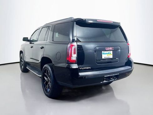 Used 2017 GMC Yukon SLT RWD image 7