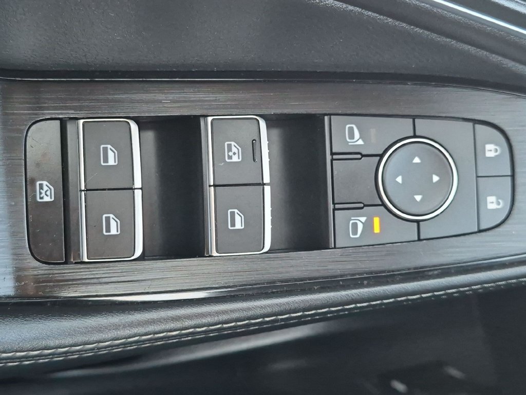 Used 2024 Nissan Rogue Platinum AWD/4WD image 37