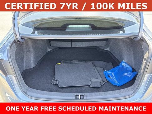 Used 2026 Toyota Corolla LE FWD image 12