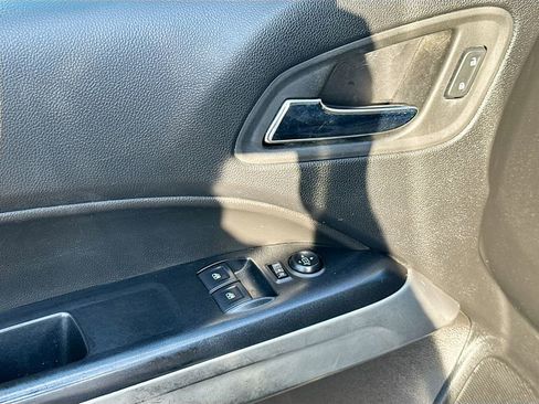 Used 2022 Chevrolet Colorado LT w/ Fleet Safety Package image 17