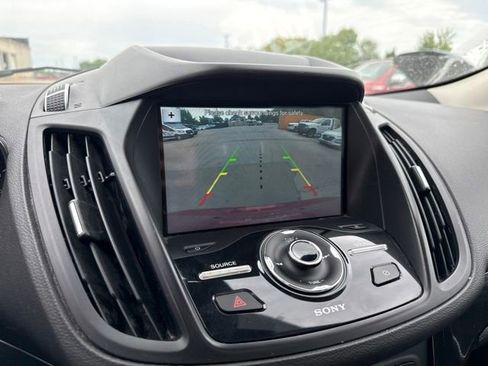 Used 2019 Ford Escape Titanium FWD image 24