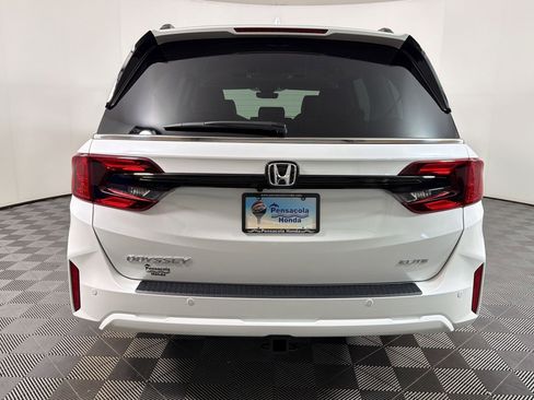 New 2026 Honda Odyssey Elite image 8
