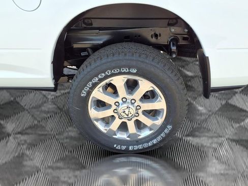 New 2026 RAM 2500 Laramie AWD/4WD image 22
