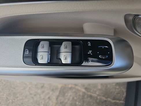 New 2026 Mercedes-Benz GLC 300 4MATIC image 28