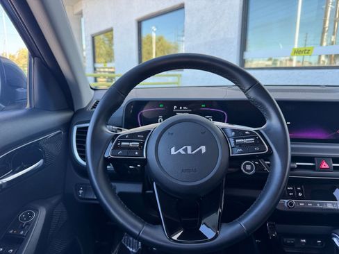 Used 2025 Kia Seltos S image 32