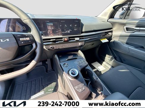 New 2026 Kia Sportage LX image 25