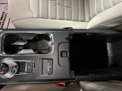 Used 2020 Ford Fusion S image 20