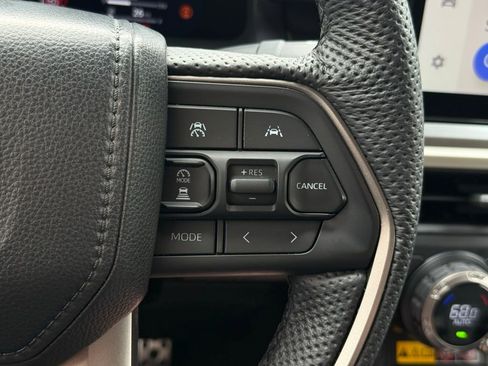 Used 2025 Toyota Tacoma TRD Sport w/ TRD Sport Premium Package image 30