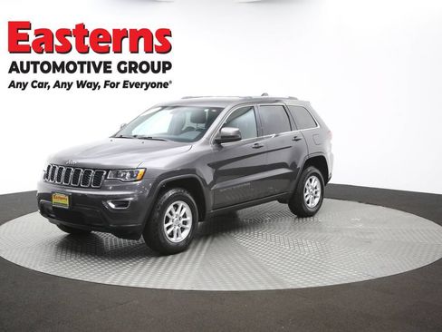 Used 2020 Jeep Grand Cherokee Laredo AWD/4WD image 54