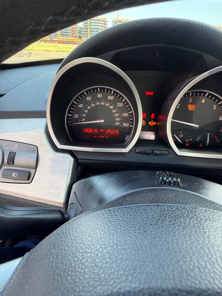 Used 2004 BMW Z4 3.0i RWD image 21