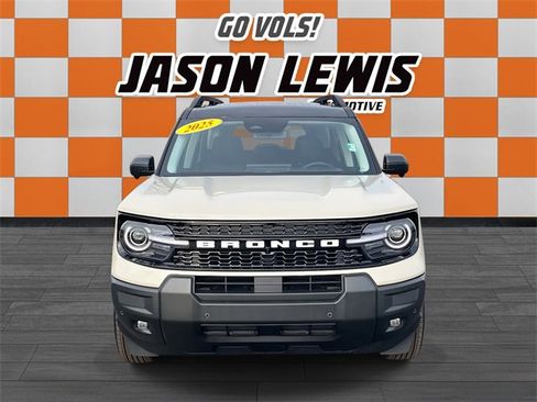 Used 2025 Ford Bronco Sport Outer Banks w/ Outer Banks Tech Package+ image 9