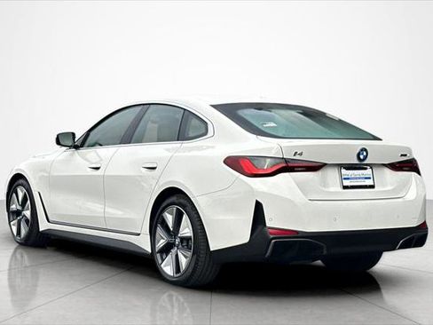 Used 2025 BMW i4 eDrive40 image 3