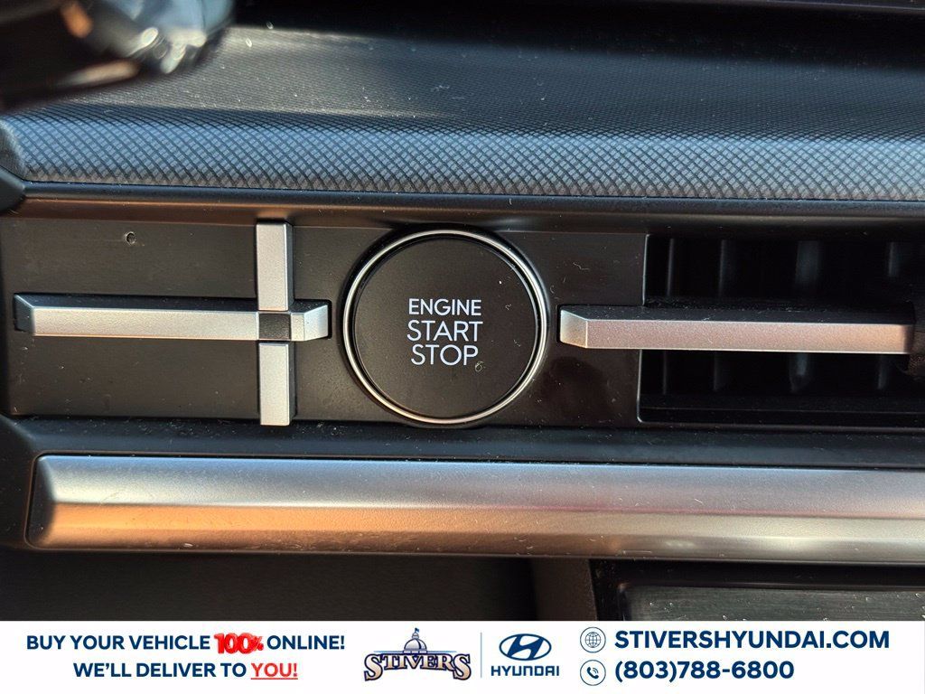 Used 2024 Hyundai Santa Fe SEL FWD image 37