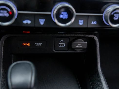 Used 2023 Honda Civic Sport image 18