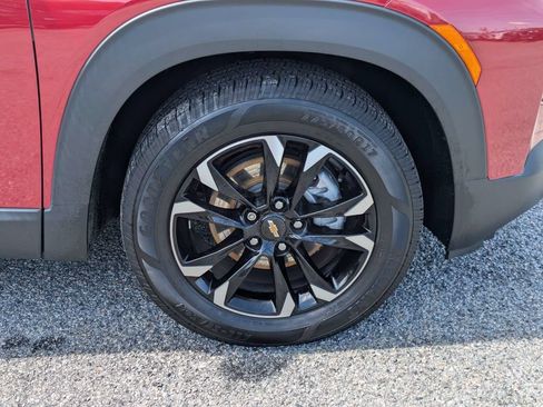 Used 2021 Chevrolet TrailBlazer LT w/ Driver Confidence Package FWD image 11