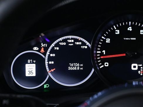 Certified 2023 Porsche Cayenne Platinum Edition AWD/4WD image 14
