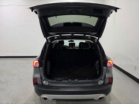 Used 2022 Ford Escape Titanium AWD/4WD image 29