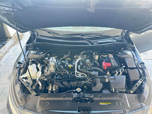 Used 2024 Nissan Altima 2.5 SV image 32