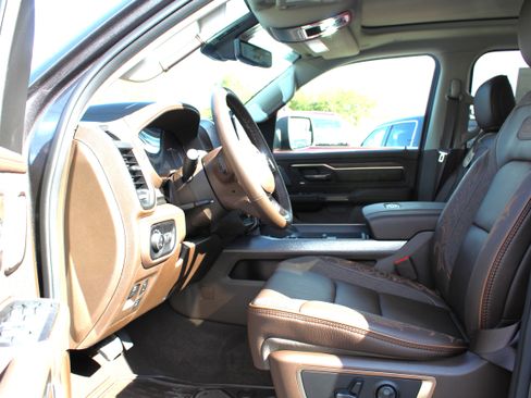 New 2026 RAM 1500 Limited image 12