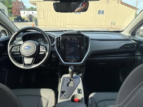 Used 2024 Subaru Crosstrek 2.0i Premium AWD/4WD image 12