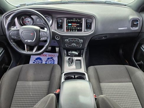 Used 2022 Dodge Charger R/T w/ Performance Handling Group image 10