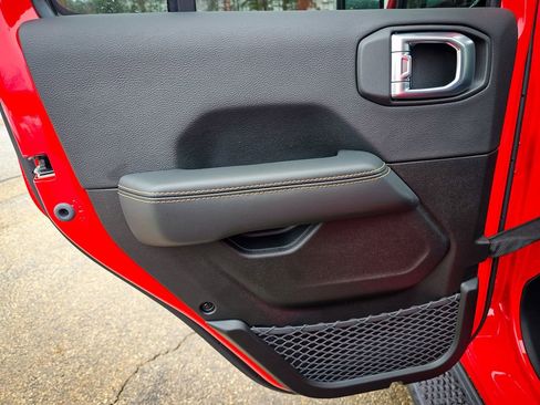 New 2026 Jeep Wrangler Sahara image 32