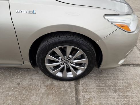 Used 2015 Toyota Camry XLE image 8