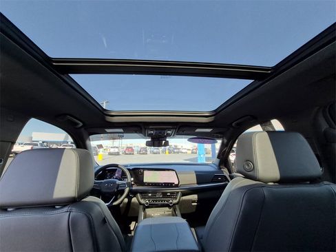 Certified 2025 Chevrolet Tahoe Z71 w/ Comfort Package image 45