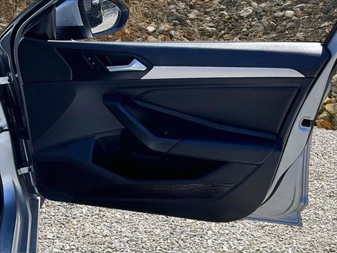 Used 2020 Volkswagen Jetta S FWD image 21