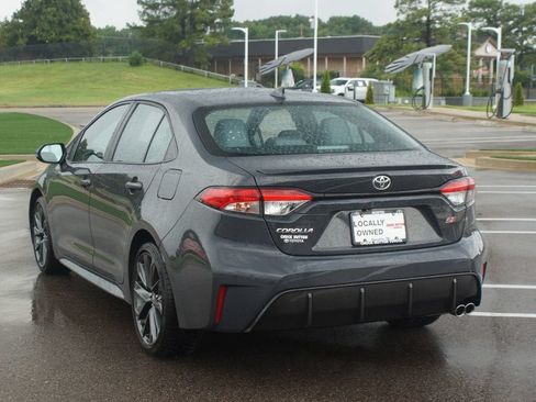 Certified 2025 Toyota Corolla SE w/ SE Premium Package FWD image 15