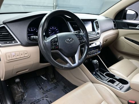 Used 2016 Hyundai Tucson Limited w/ Option Group 03 image 12