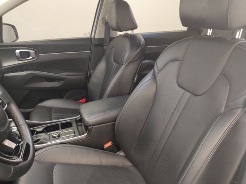 Used 2023 Kia Sorento S w/ Panoramic Sunroof Package FWD image 17