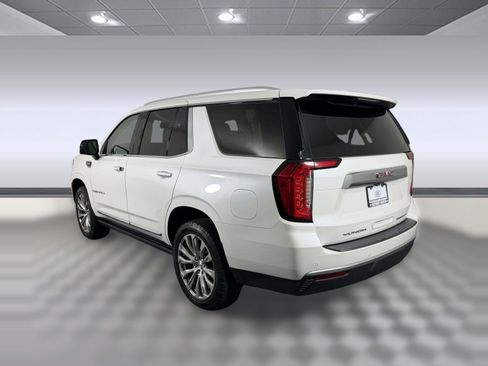 Used 2021 GMC Yukon Denali w/ Denali Premium Package RWD image 3