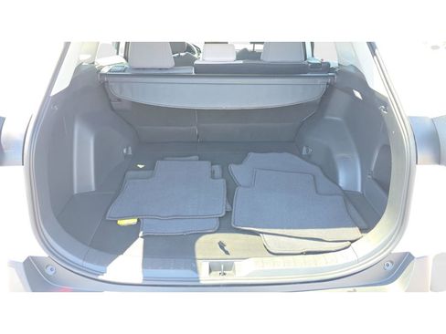 Used 2024 Toyota RAV4 XLE w/ Convenience Package FWD image 9