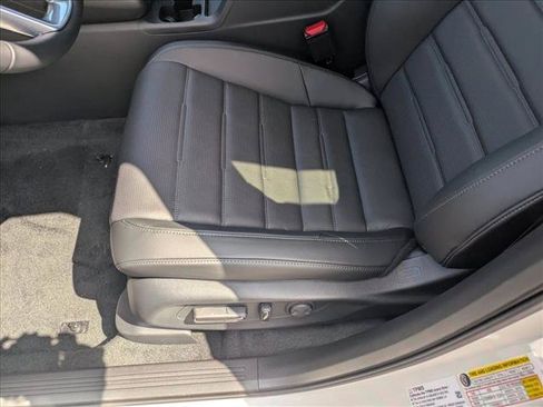 Certified 2026 Honda CR-V EX-L image 3