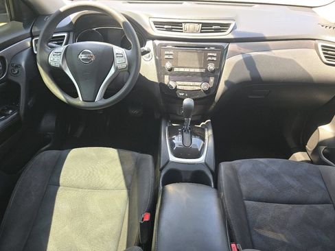 Used 2015 Nissan Rogue SV FWD image 15