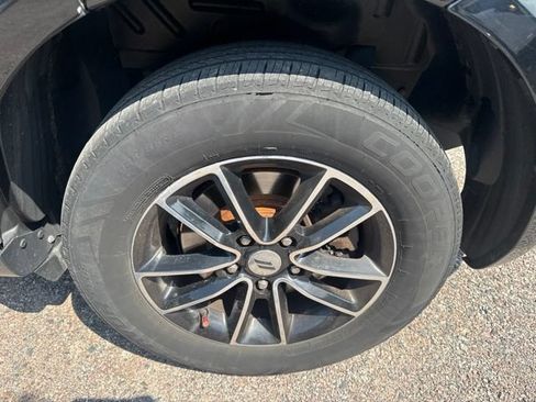 Used 2018 Dodge Journey SE w/ Blacktop Package FWD image 6
