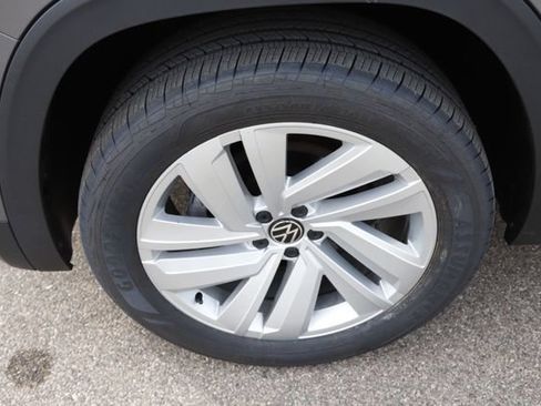Used 2022 Volkswagen Atlas Cross Sport SE AWD/4WD image 13